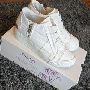 Blowfish White High-Top Canvas Sneakers with Side Zipper
